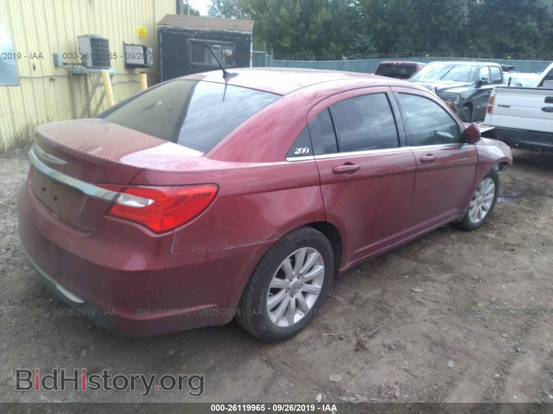 2014 CHRYSLER 200 - VIN: 1C3CCBBB1EN197824 - Фото 4