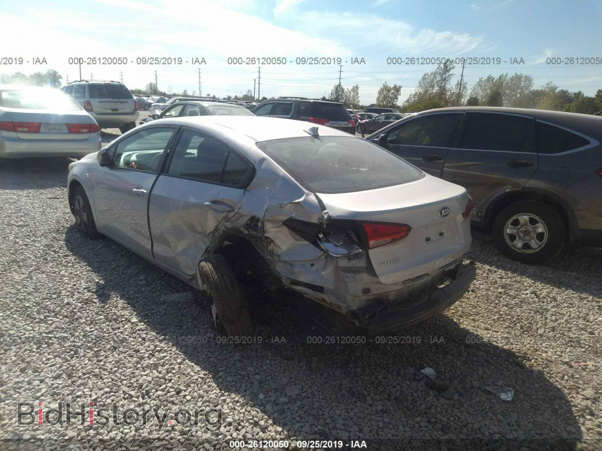2017 KIA FORTE - VIN: 3KPFK4A70HE137126 - Фото 3