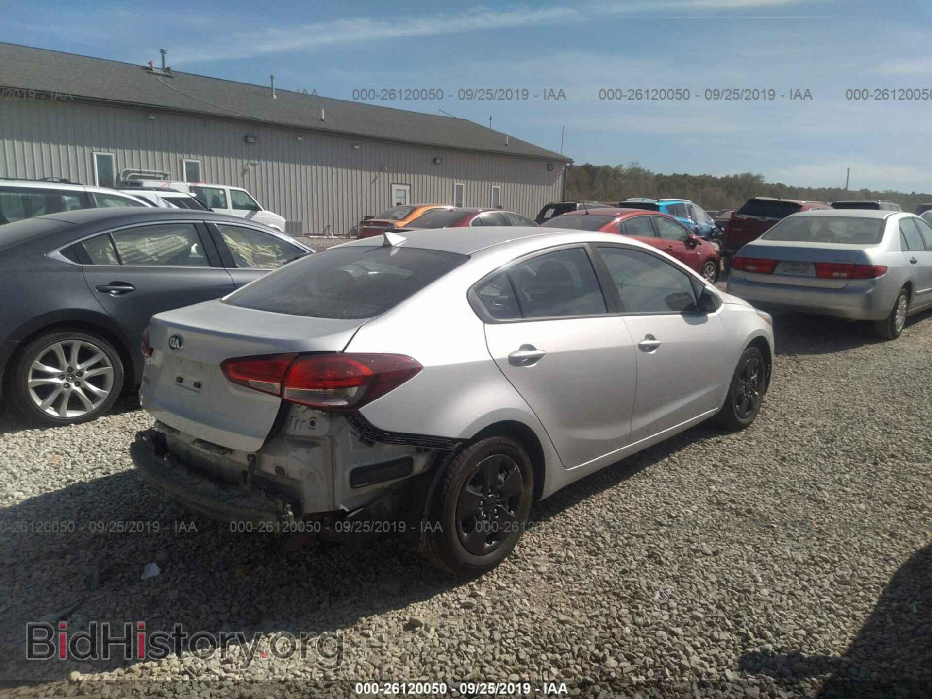 2017 KIA FORTE - VIN: 3KPFK4A70HE137126 - Фото 4