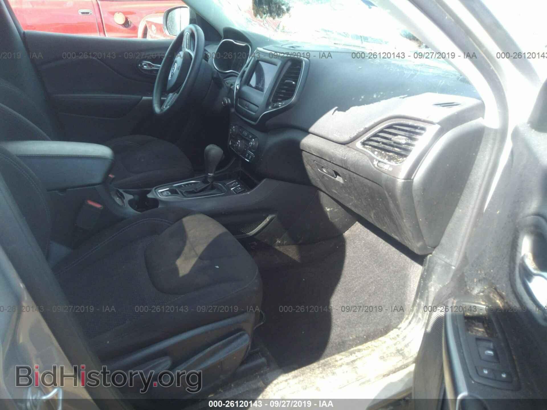 2019 JEEP CHEROKEE - VIN: 1C4PJLCB7KD241124 - Фото 5