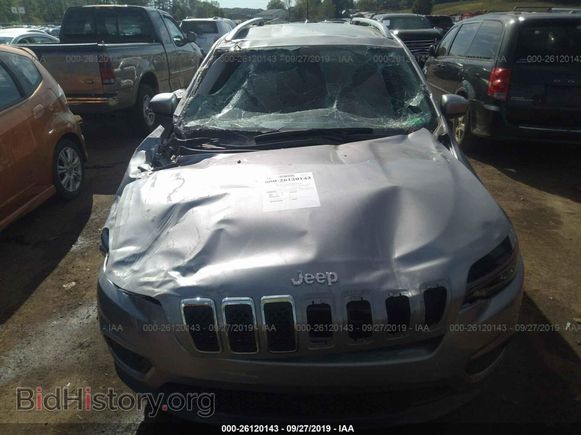 2019 JEEP CHEROKEE - VIN: 1C4PJLCB7KD241124 - Фото 6