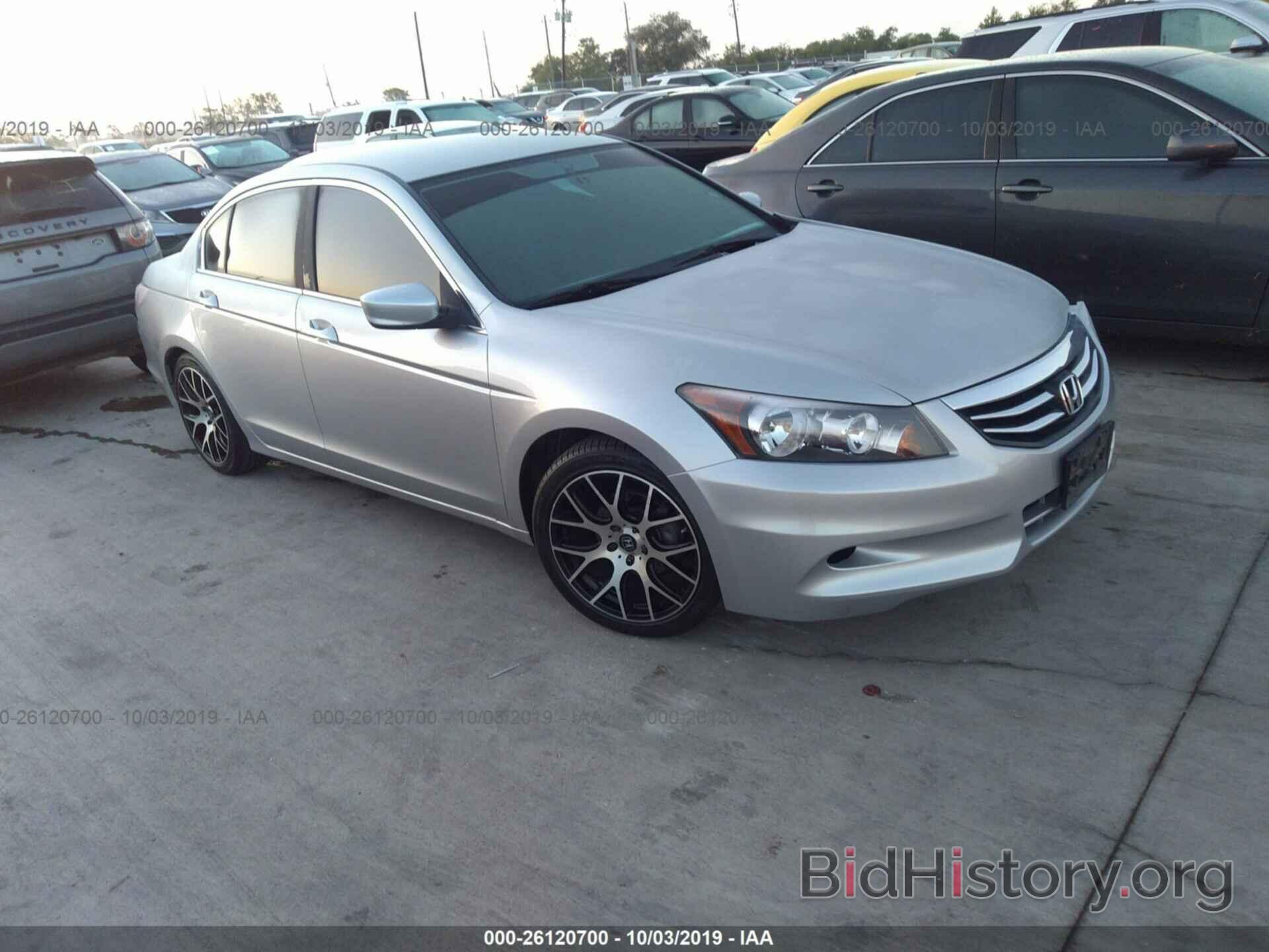 Photo 1HGCP2F63CA161314 - HONDA ACCORD 2012