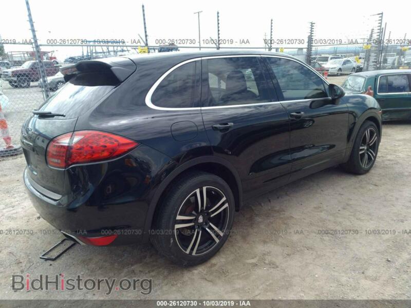 2011 Porsche CAYENNE (VIN WP1AA2A2XBLA07485) — photo 4 of 10