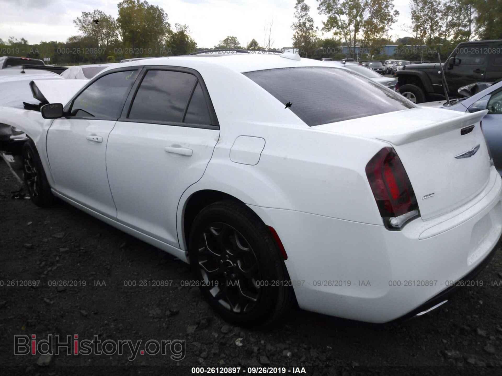 2015 CHRYSLER 300 - VIN: 2C3CCAGG7FH887411 - Photo 3