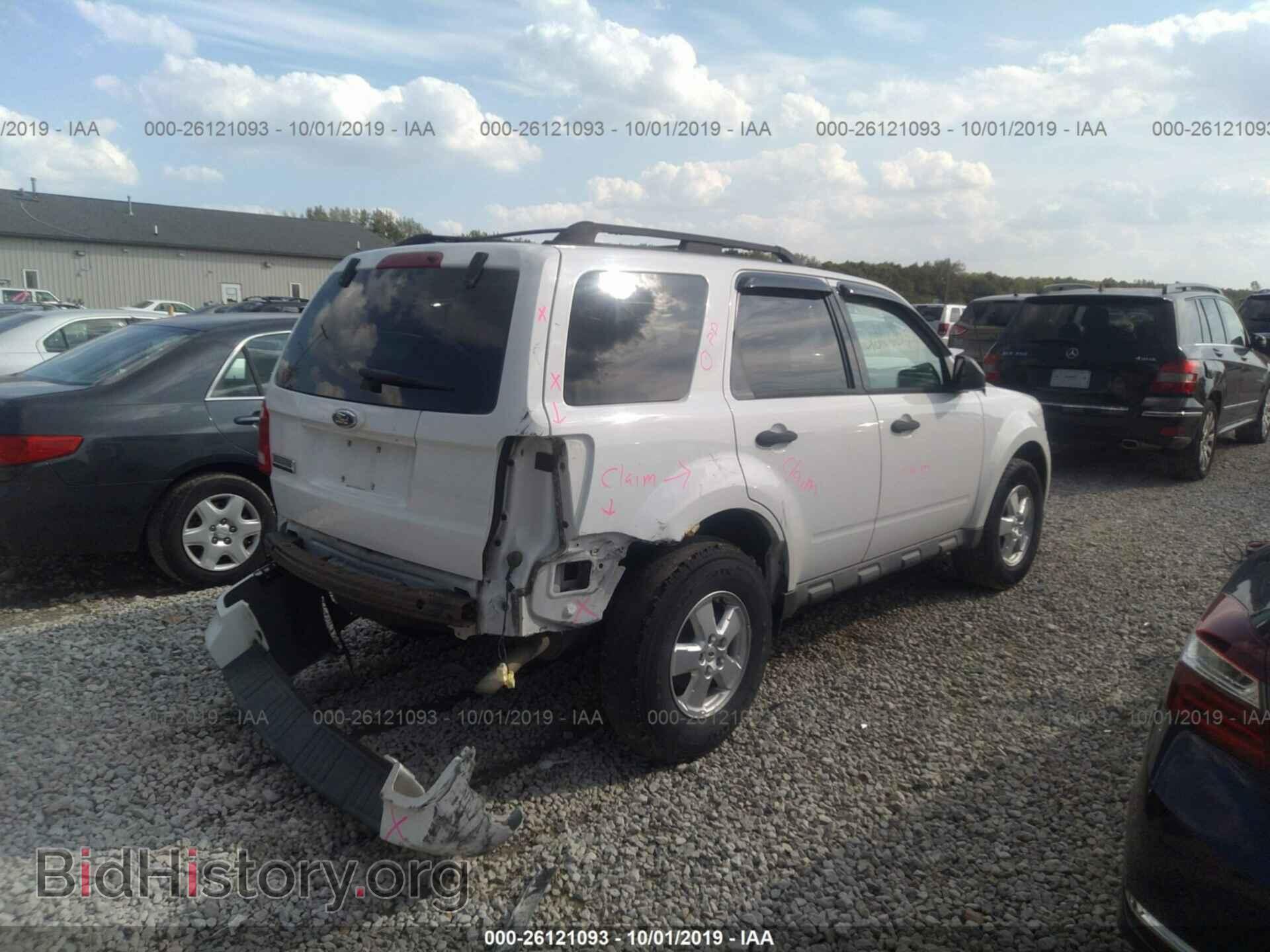 2009 FORD ESCAPE - VIN: 1FMCU03769KB02782 - Фото 4