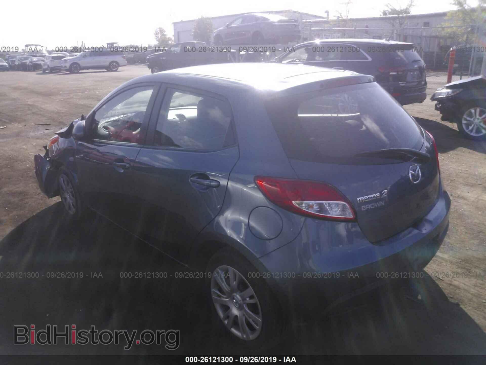 2014 MAZDA MAZDA2 - VIN: JM1DE1KY8E0185661 - Фото 3