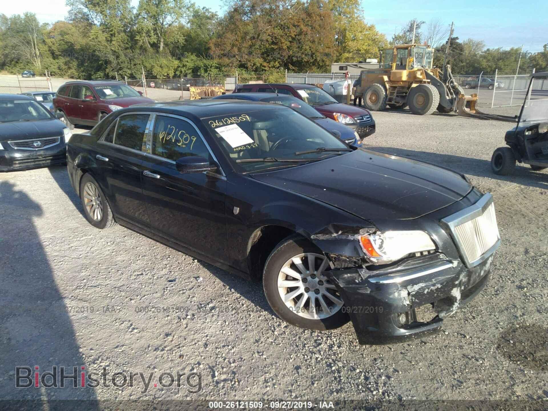 Photo 2C3CA4CG3BH526362 - CHRYSLER 300 2011