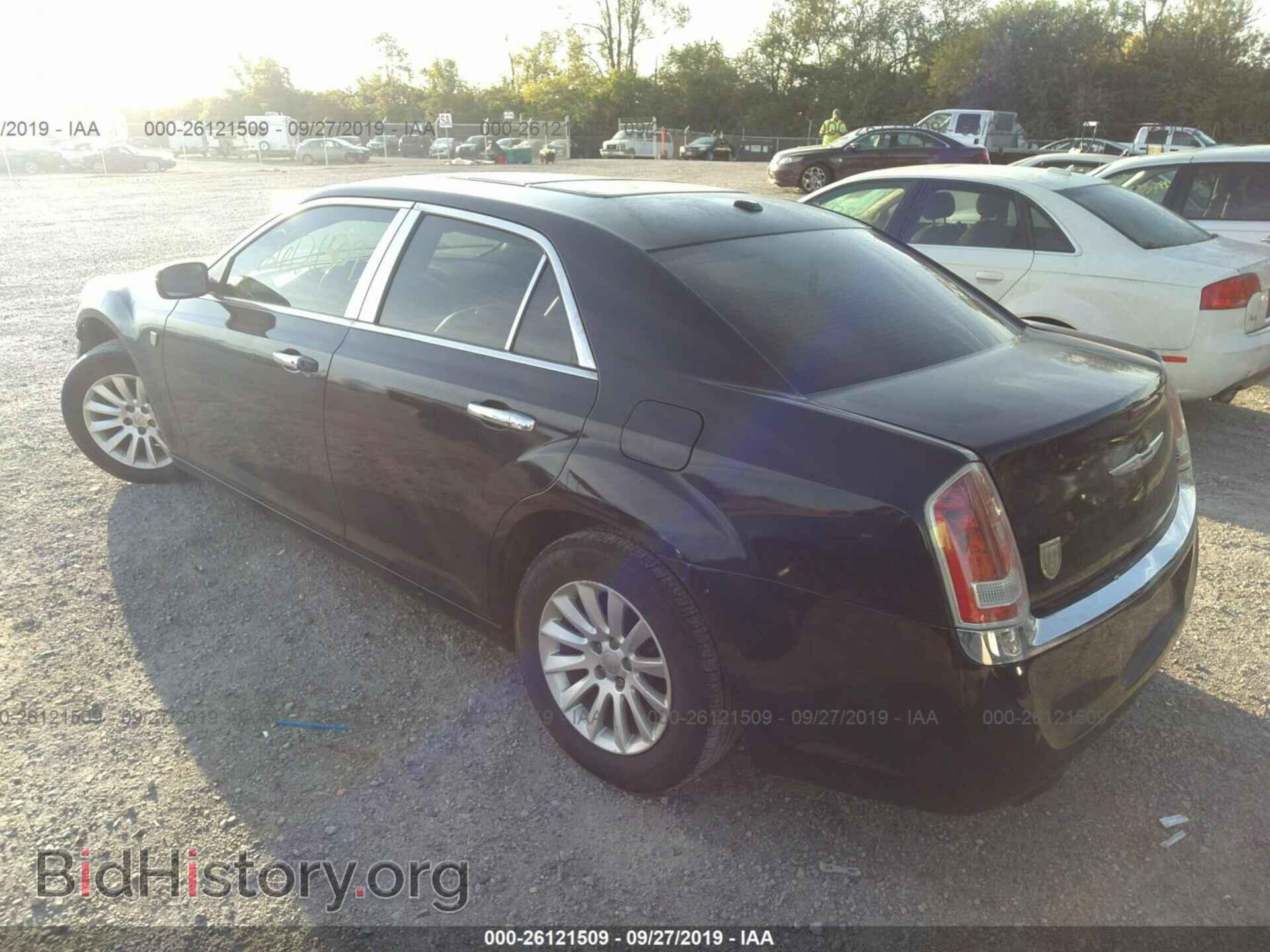 2011 CHRYSLER 300 - VIN: 2C3CA4CG3BH526362 - Photo 3