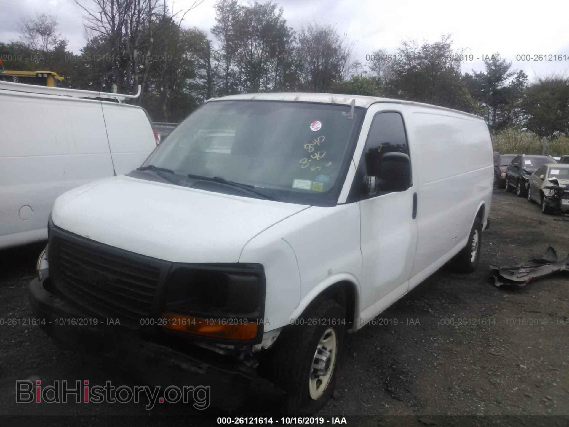 2011 GMC SAVANA - VIN: 1GTW7GCA6B1100149 - Фото 2