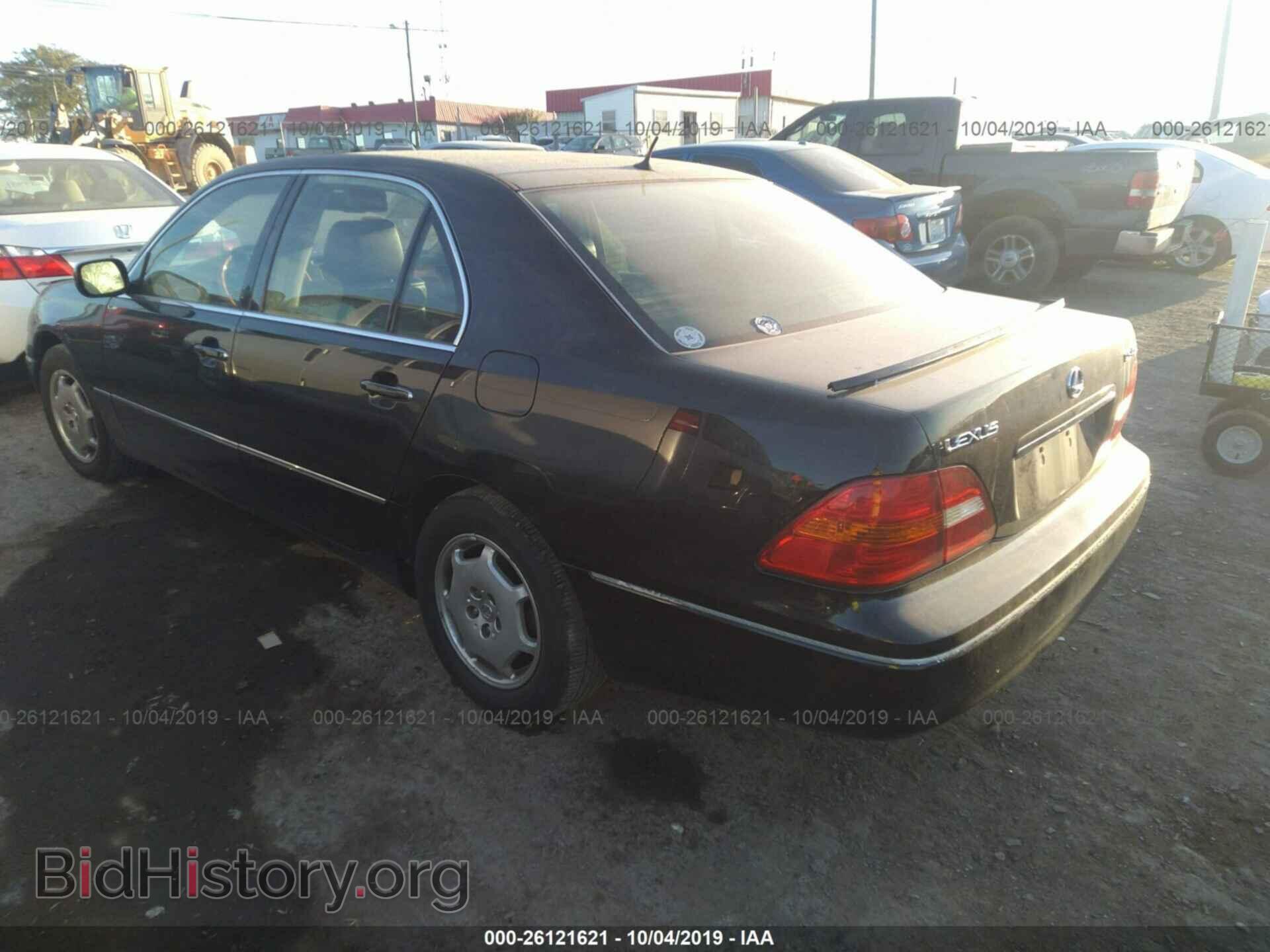2002 LEXUS LS - VIN: JTHBN30F420060977 - Фото 3