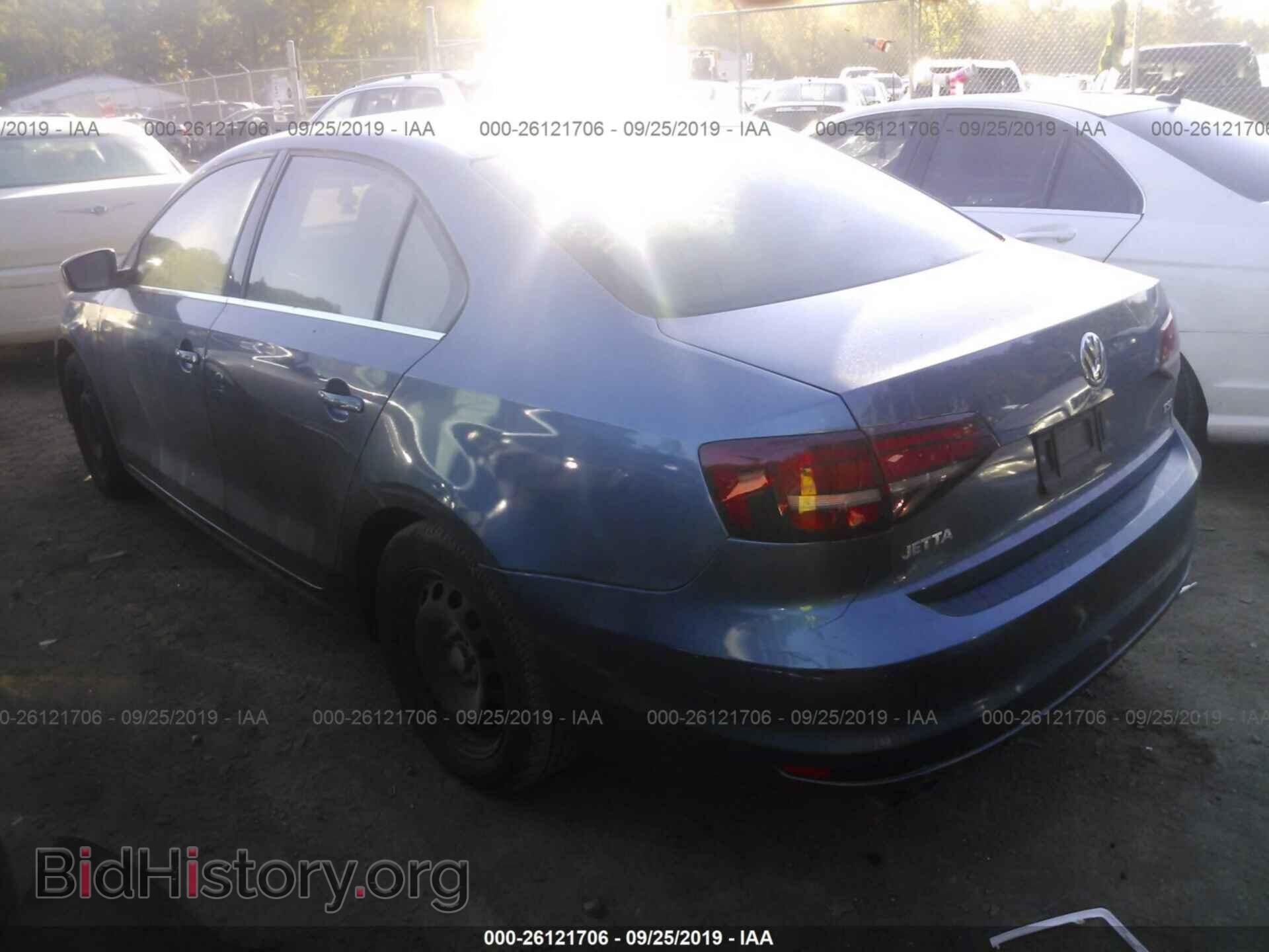 2017 VOLKSWAGEN JETTA - VIN: 3VW2B7AJ6HM213057 - Photo 3