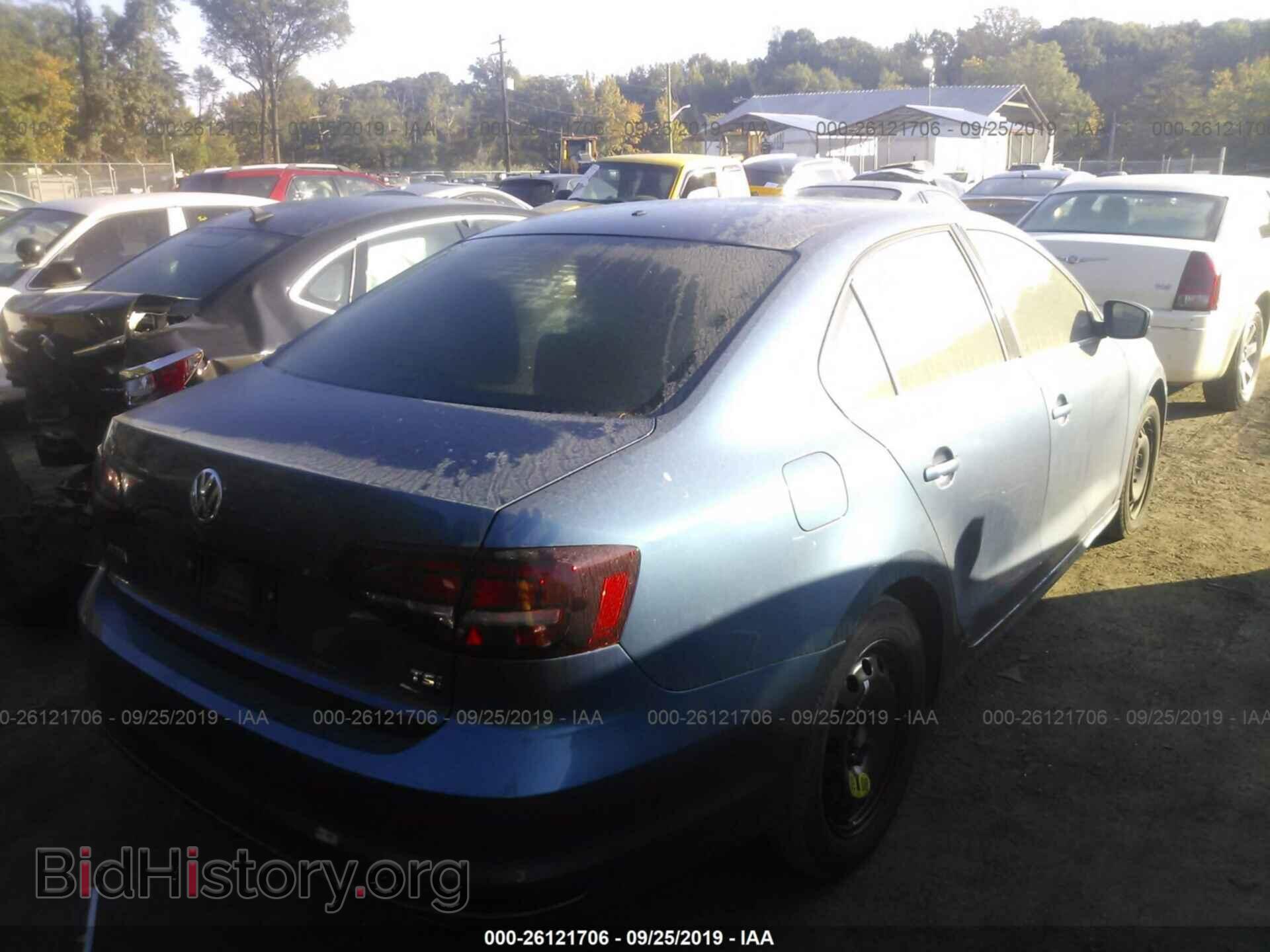 2017 VOLKSWAGEN JETTA - VIN: 3VW2B7AJ6HM213057 - Photo 4