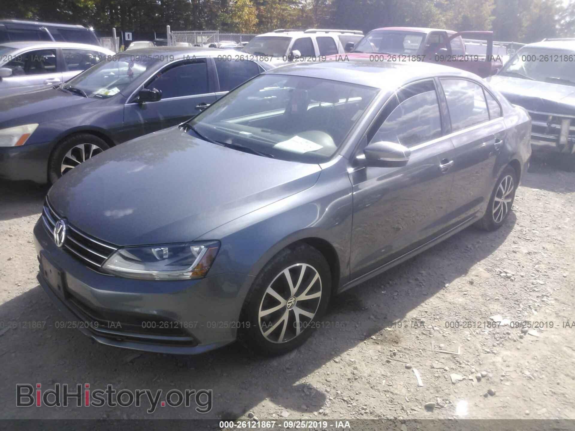 2017 VOLKSWAGEN JETTA - VIN: 3VWDB7AJ4HM272973 - Фото 2