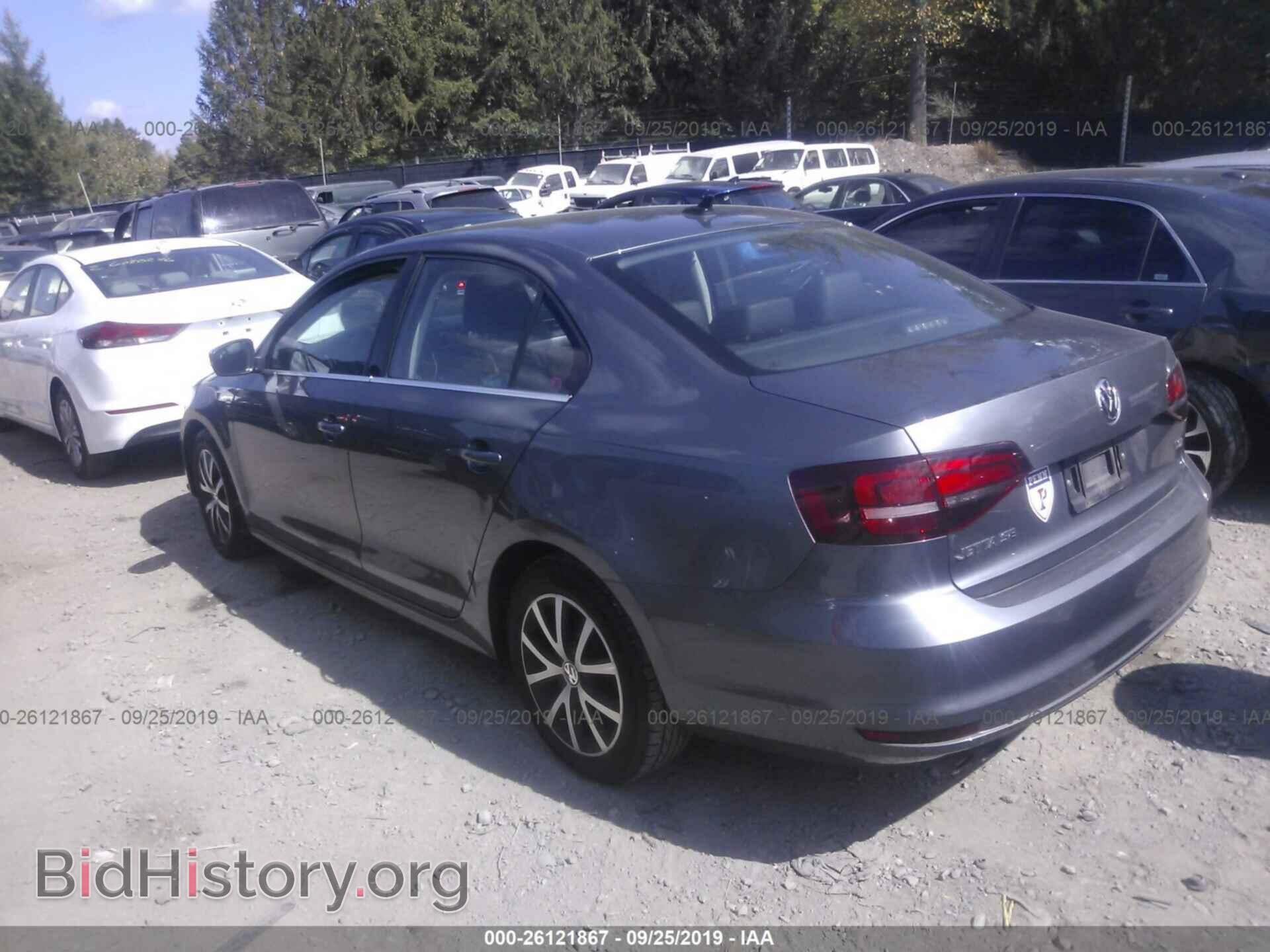 2017 VOLKSWAGEN JETTA - VIN: 3VWDB7AJ4HM272973 - Фото 3