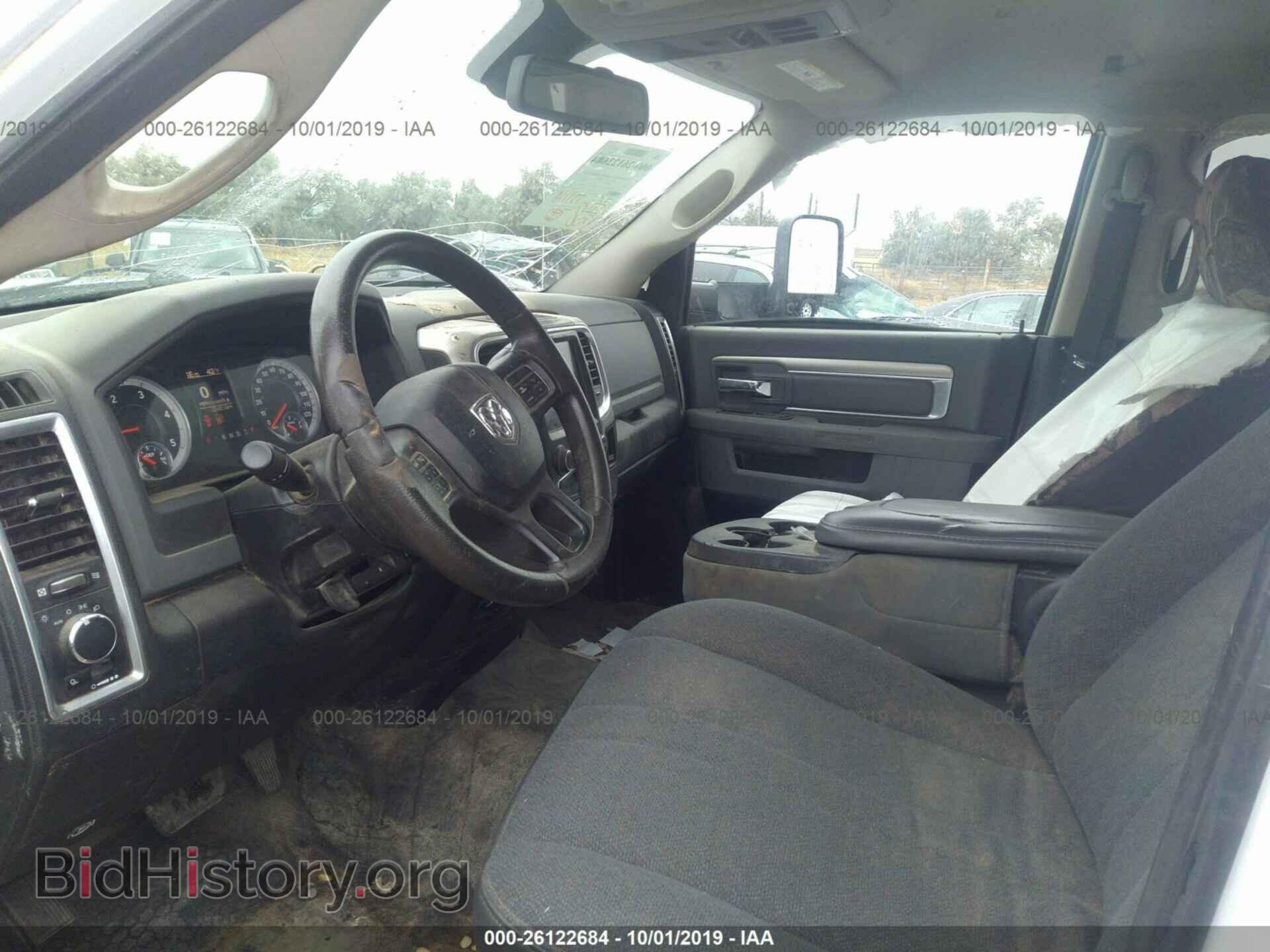2014 RAM 3500 - VIN: 3C63R3HL2EG180174 - Photo 5