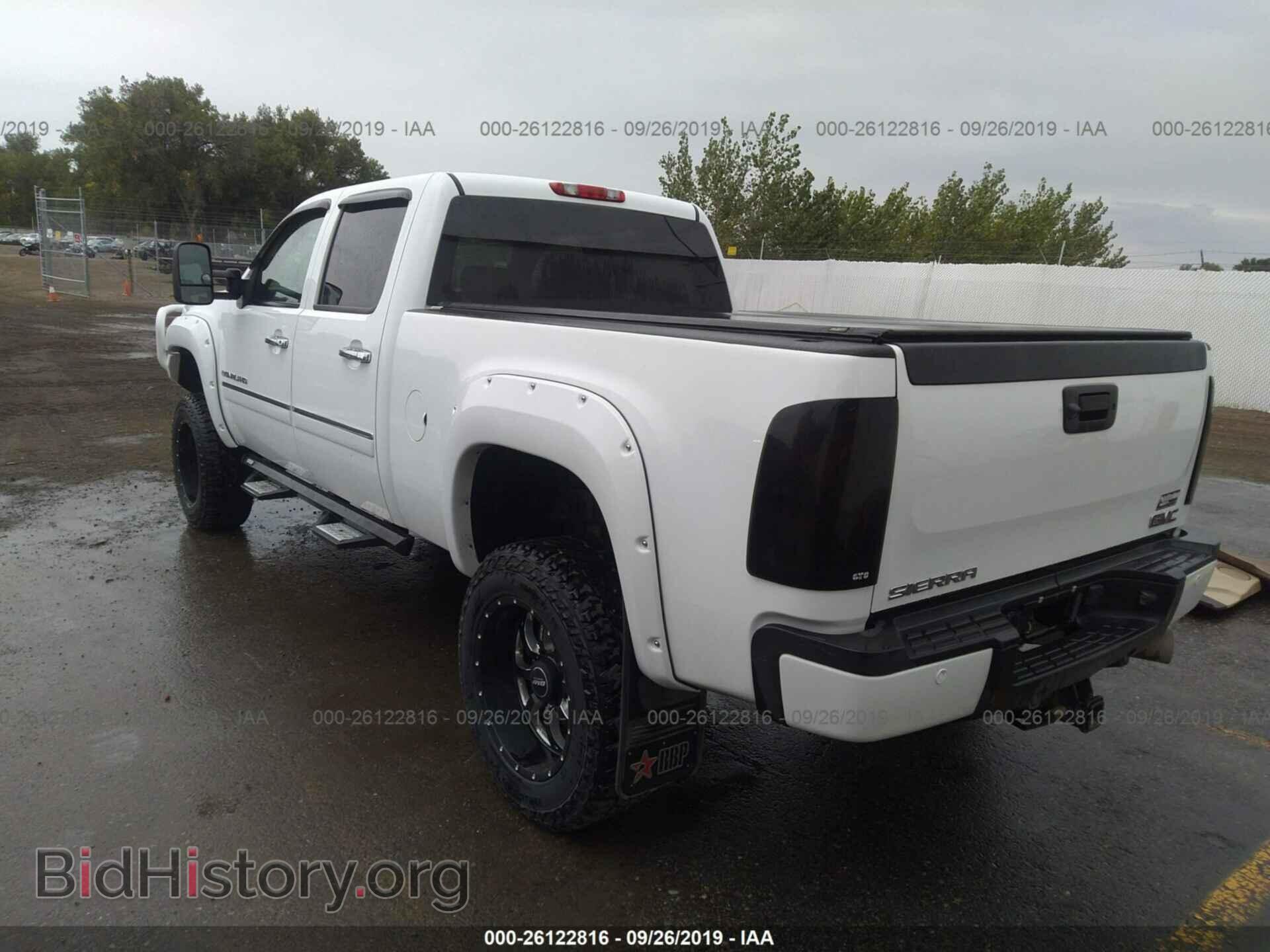 2011 GMC SIERRA - VIN: 1GT125C86BF204492 - Photo 3