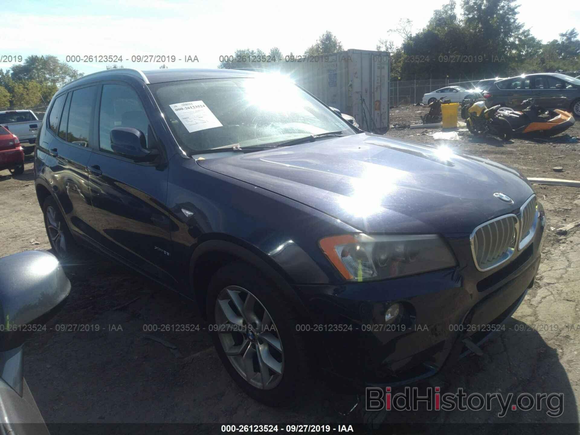 Photo 5UXWX7C51BL734958 - BMW X3 2011