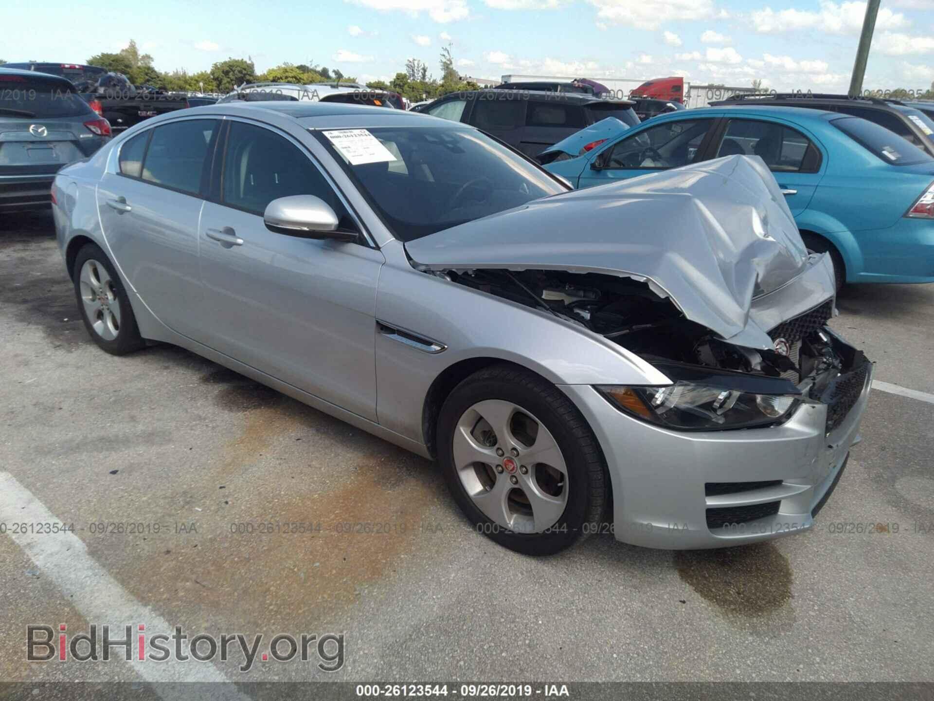 Photo SAJAR4FX6JCP34956 - JAGUAR XE 2018