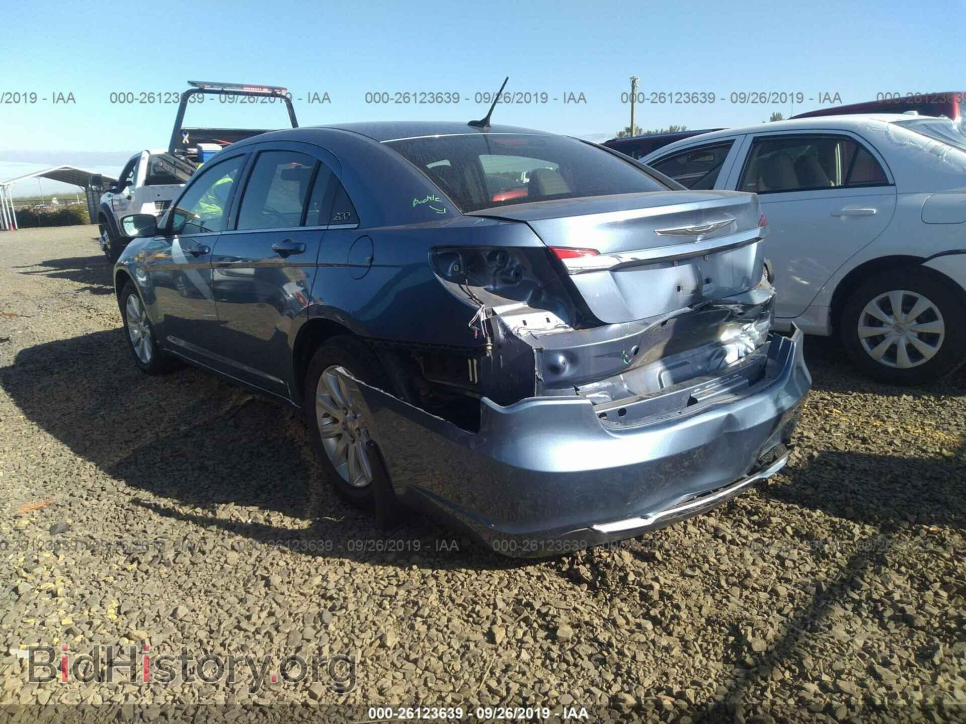 2011 Chrysler 200 - VIN: 1C3BC1FG3BN604839 - Фото 3