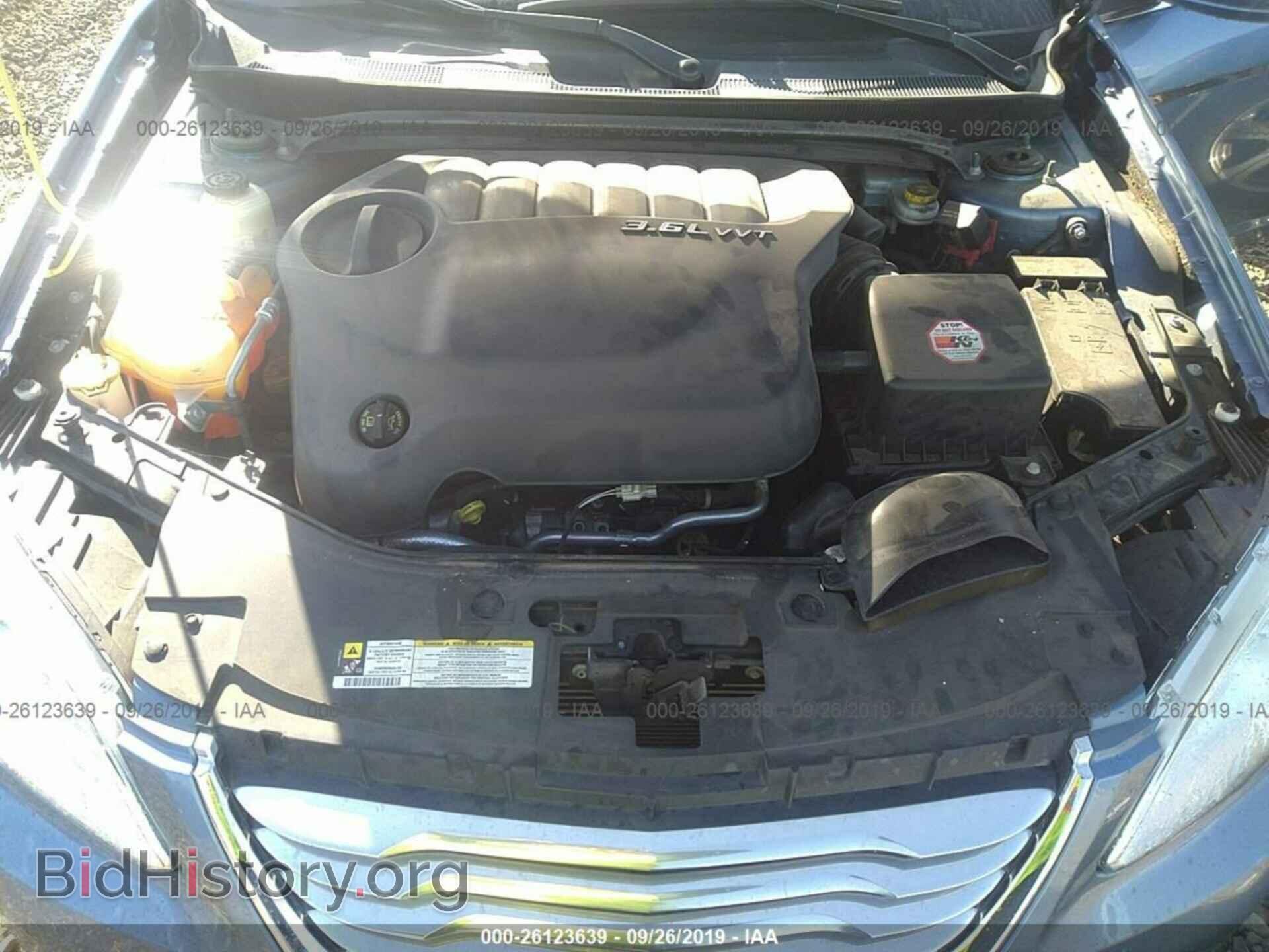 2011 Chrysler 200 - VIN: 1C3BC1FG3BN604839 - Фото 10
