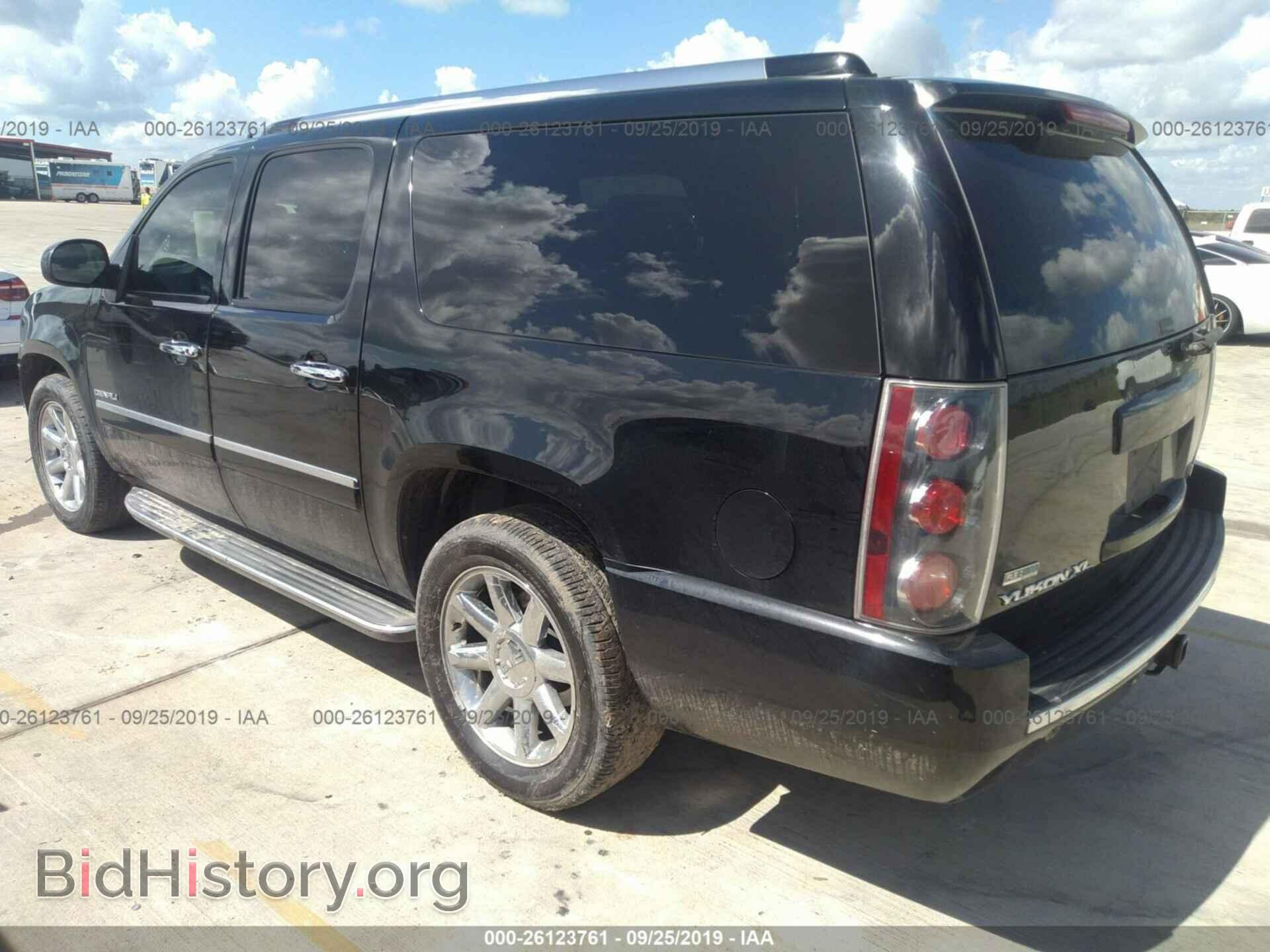 2012 GMC YUKON XL - VIN: 1GKS1MEF4CR233989 - Фото 3