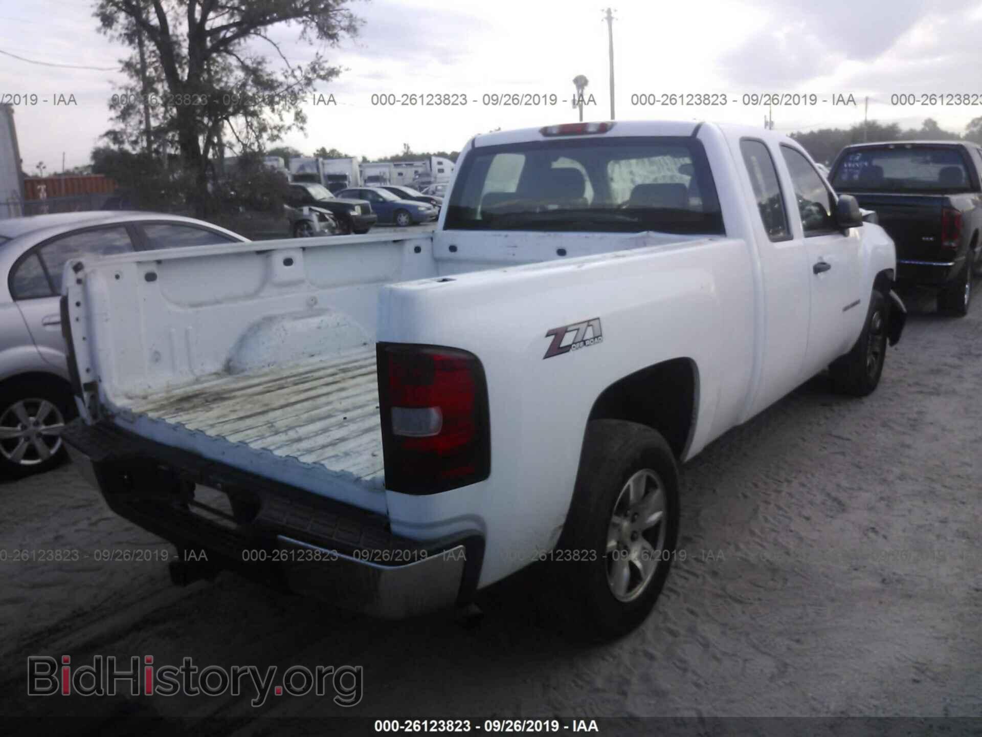 2007 CHEVROLET SILVERADO - VIN: 2GCEC19C071712460 - Фото 4