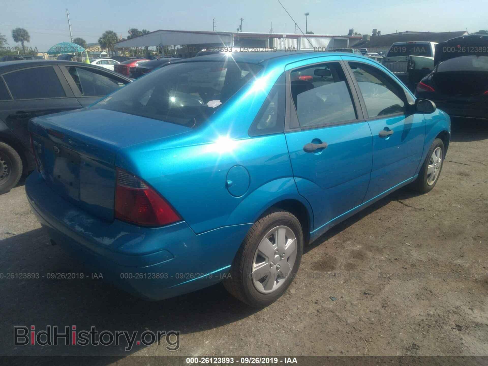 2007 FORD FOCUS - VIN: 1FAHP34N17W154932 - Фото 4