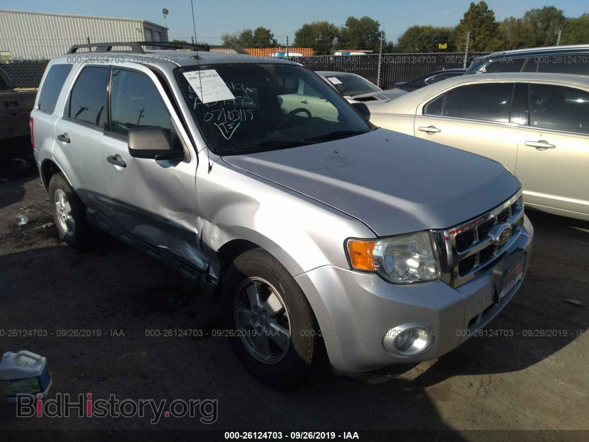 Photo 1FMCU0DG9BKA07492 - FORD ESCAPE 2011