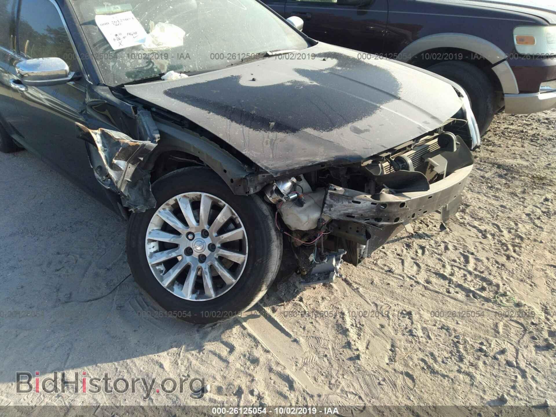2012 CHRYSLER 300 - VIN: 2C3CCAAG4CH237889 - Фото 6