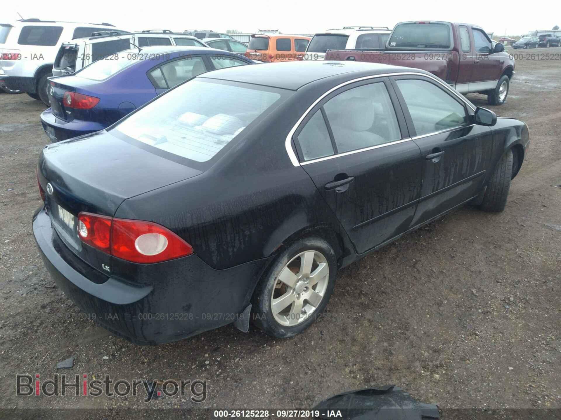 2007 KIA OPTIMA - VIN: KNAGE123975112237 - Фото 4