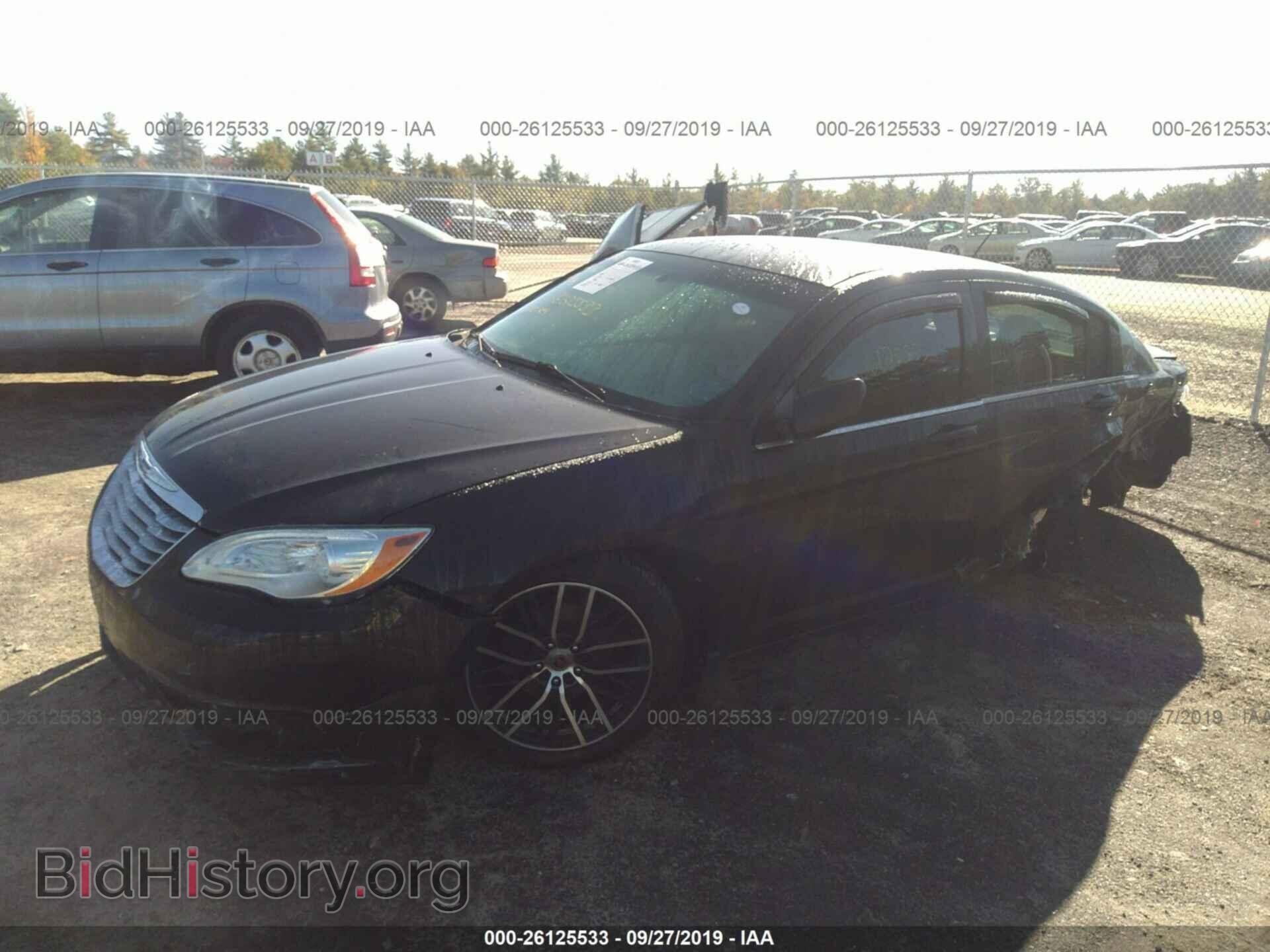 2012 CHRYSLER 200 - VIN: 1C3CCBAB4CN134103 - Фото 2