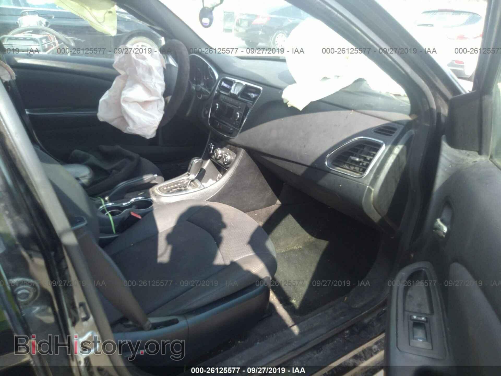 2013 CHRYSLER 200 - VIN: 1C3CCBBB0DN639071 - Photo 5
