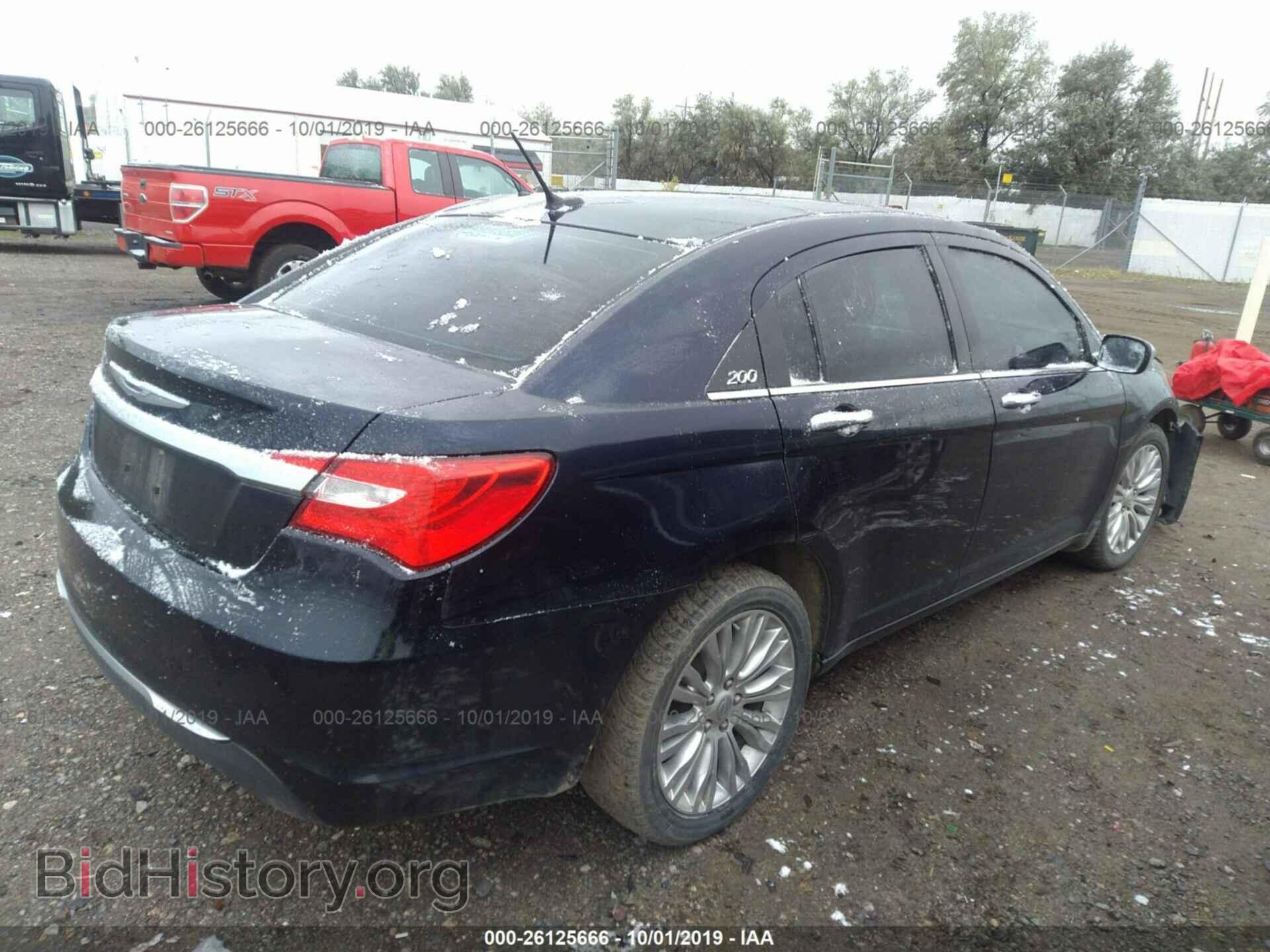 2012 CHRYSLER 200 - VIN: 1C3CCBCB8CN121559 - Фото 4