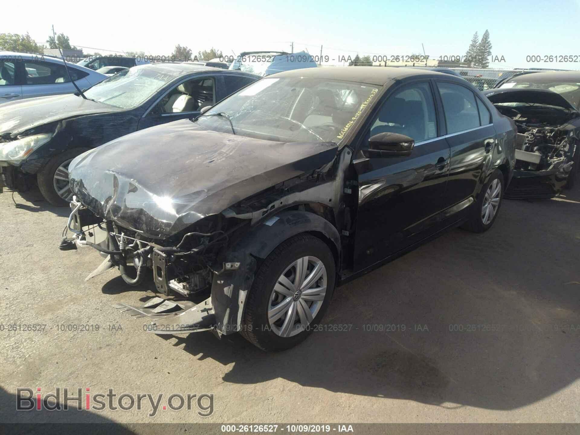 2017 VOLKSWAGEN JETTA - VIN: 3VW2B7AJ0HM404022 - Фото 2