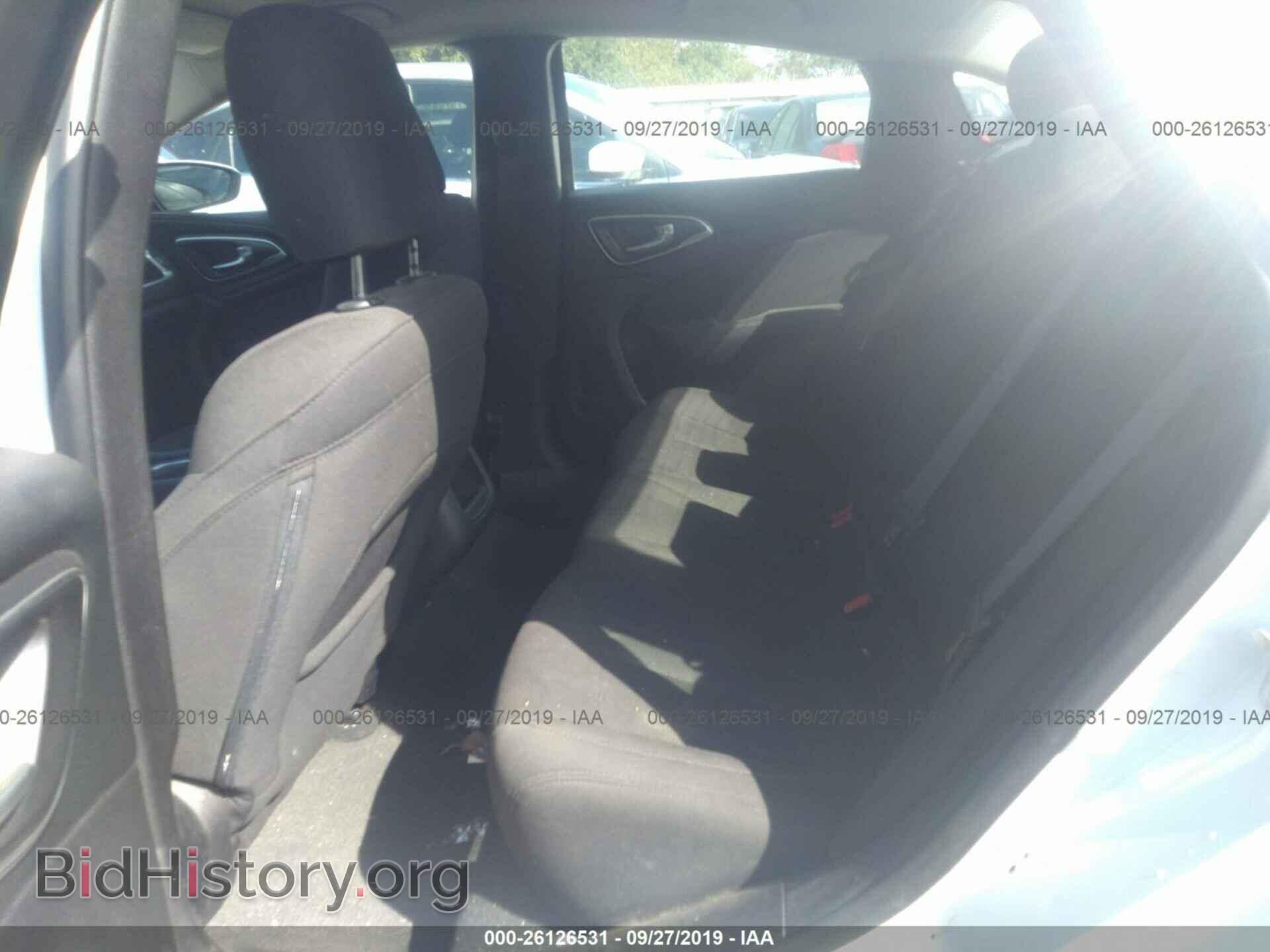 2015 CHRYSLER 200 - VIN: 1C3CCCAB5FN732646 - Фото 8