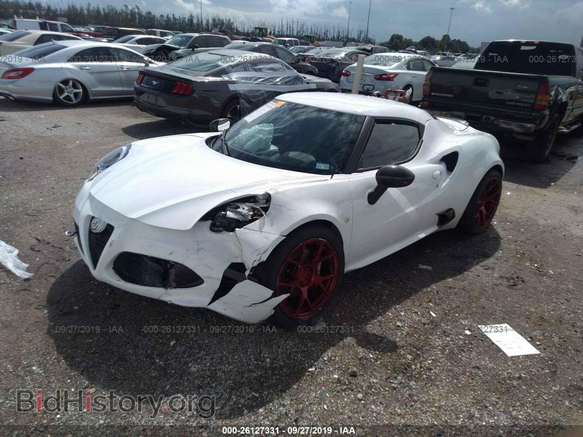 2018 ALFA ROMEO 4C - VIN: ZARBAAA46JM268273 - Фото 2
