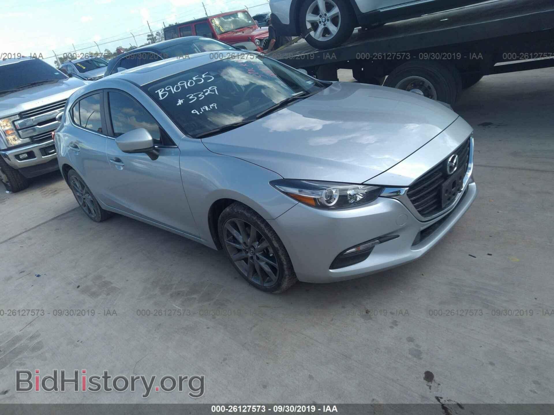Photo 3MZBN1L33JM253329 - MAZDA 3 2018