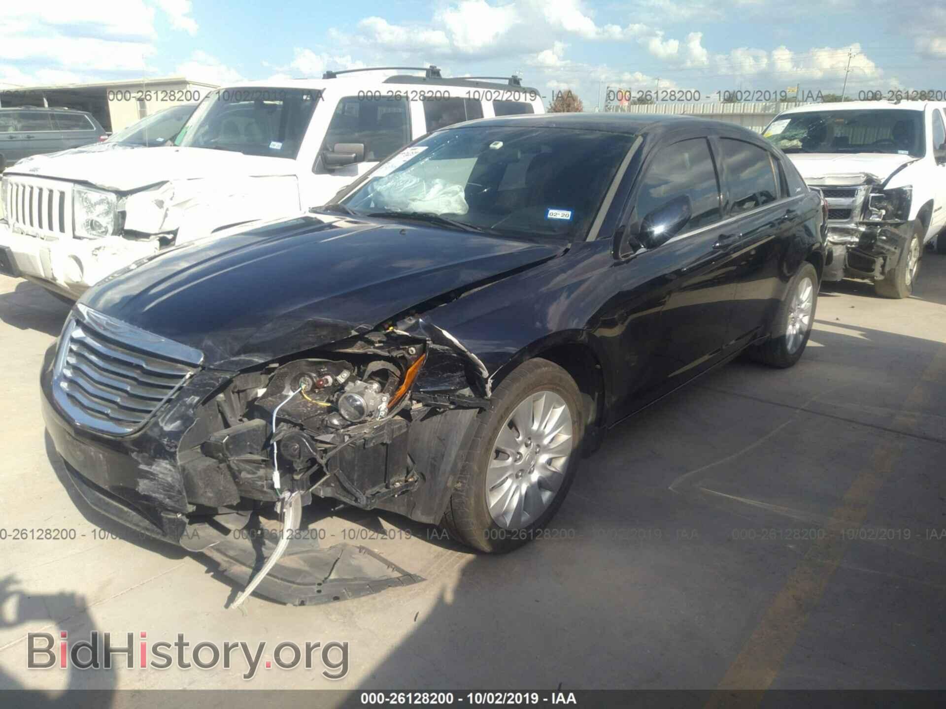 2012 CHRYSLER 200 - VIN: 1C3CCBAB5CN168969 - Фото 2