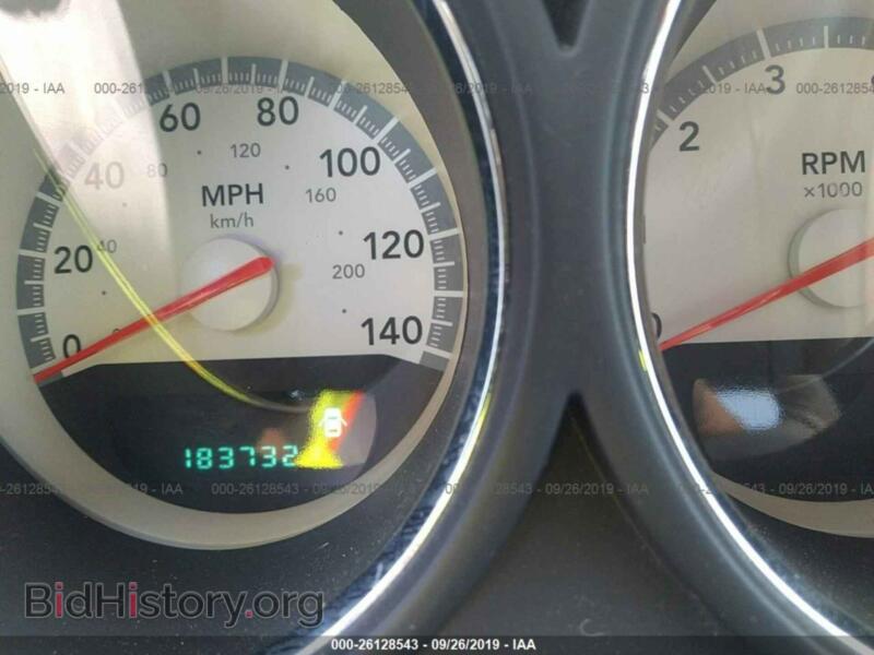 2009 Dodge CHALLENGER (VIN 2B3LJ44V19H502436) — photo 7 of 10