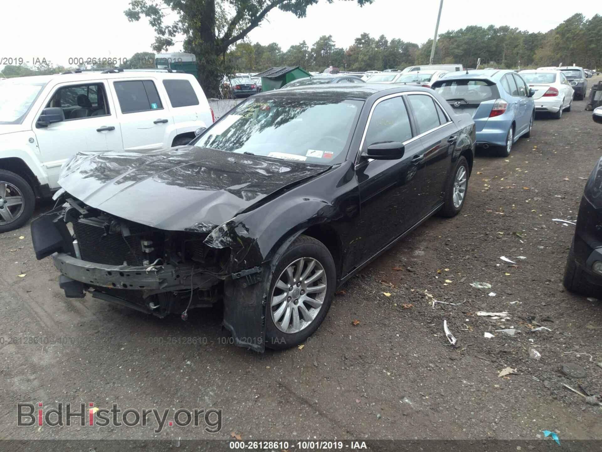 2012 CHRYSLER 300 - VIN: 2C3CCAAG2CH263696 - Photo 2