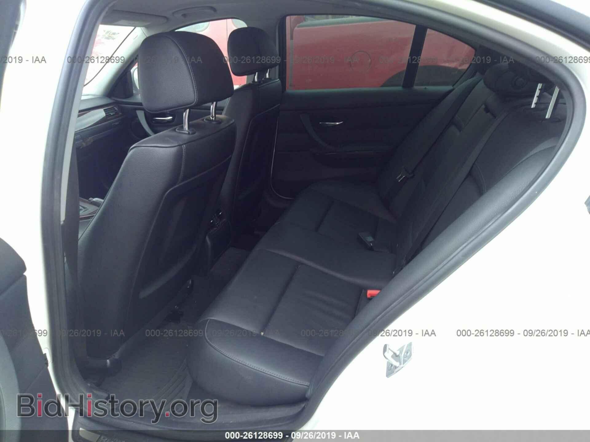 2011 BMW 328 - VIN: WBAPH5G5XBNM82212 - Фото 8