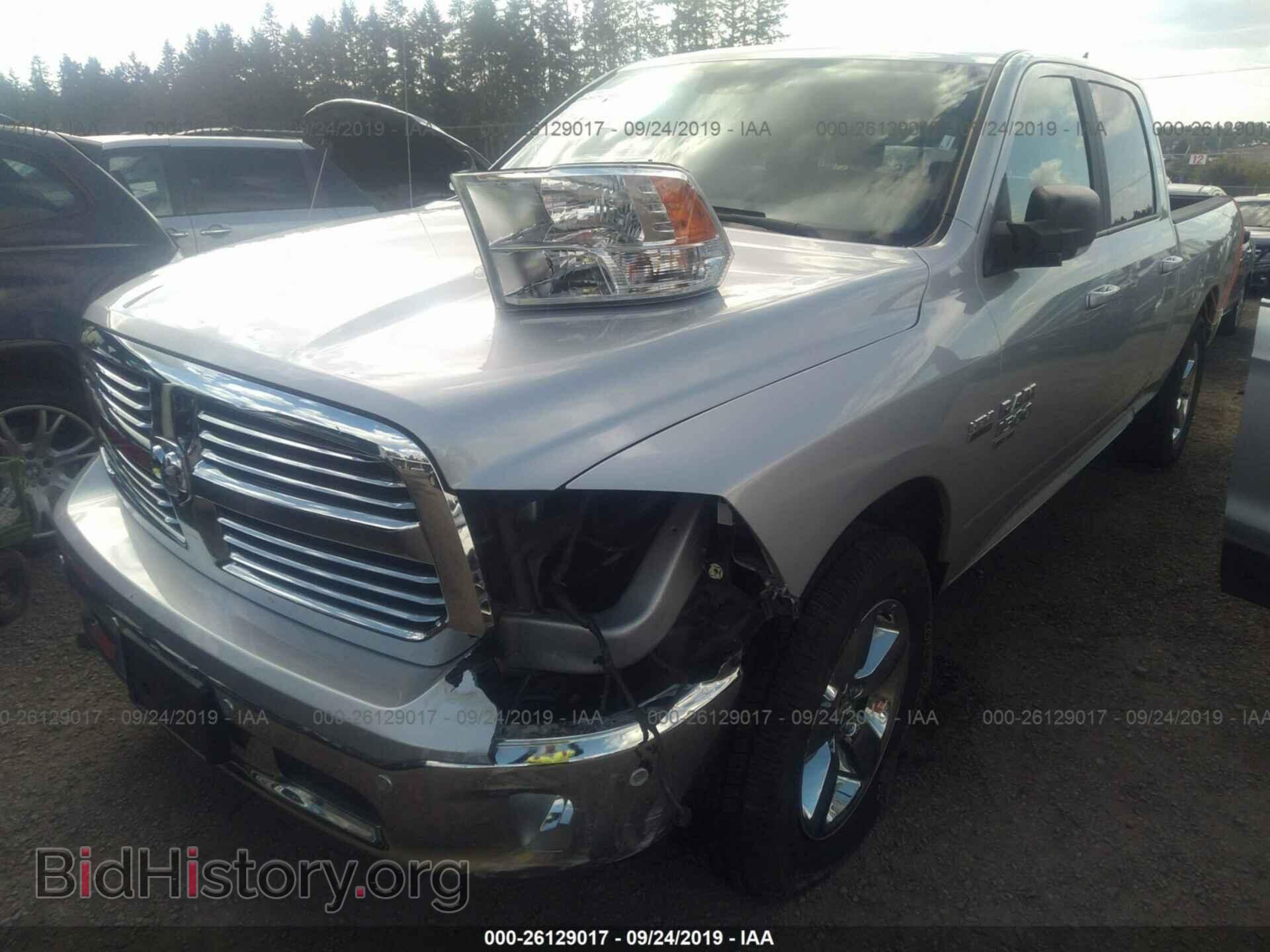 2019 RAM 1500 CLASSIC - VIN: 1C6RR7TT0KS596317 - Фото 2