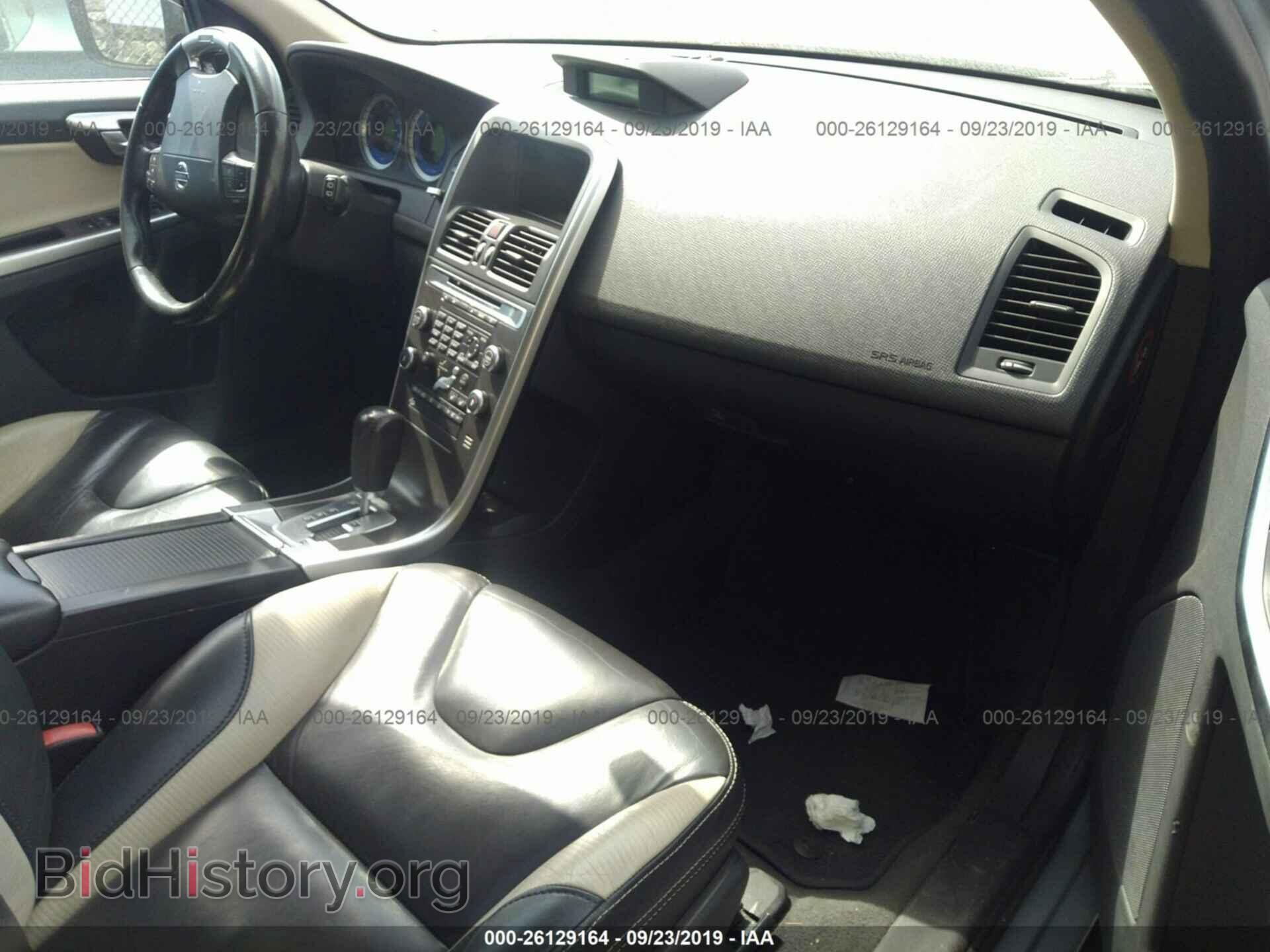 2010 VOLVO XC60 - VIN: YV4992DZ1A2109037 - Фото 5