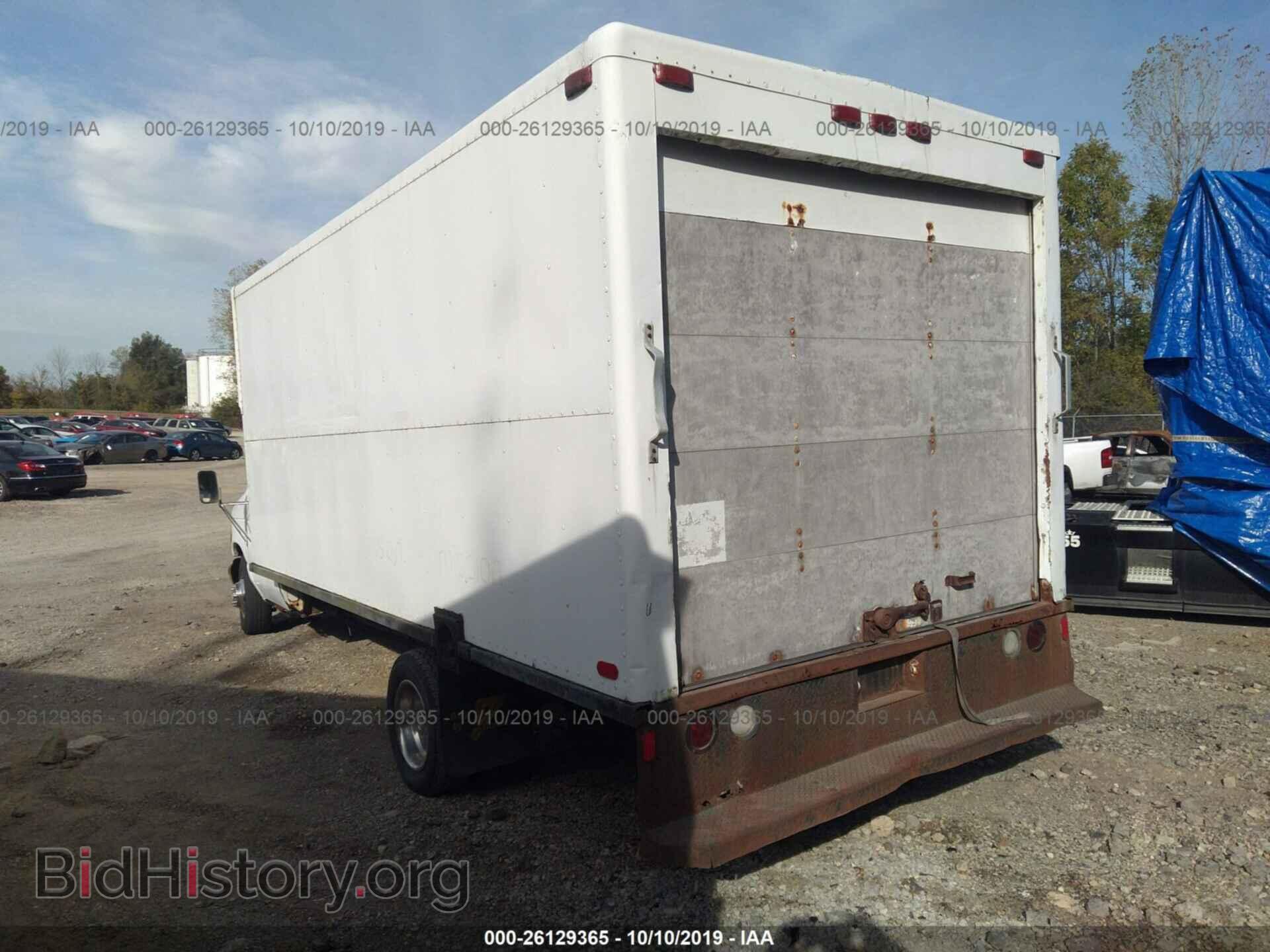 1992 FORD ECONOLINE - VIN: 1FDKE37H6NHA33600 - Фото 3