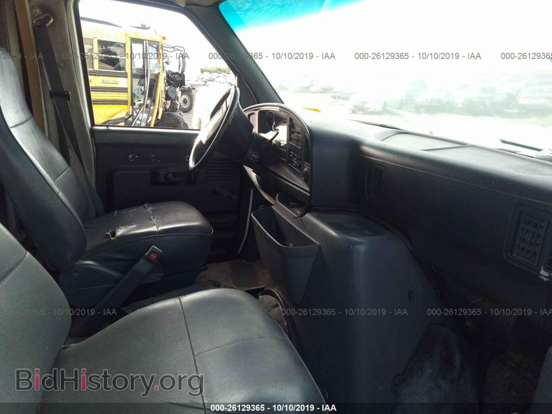 1992 FORD ECONOLINE - VIN: 1FDKE37H6NHA33600 - Фото 5