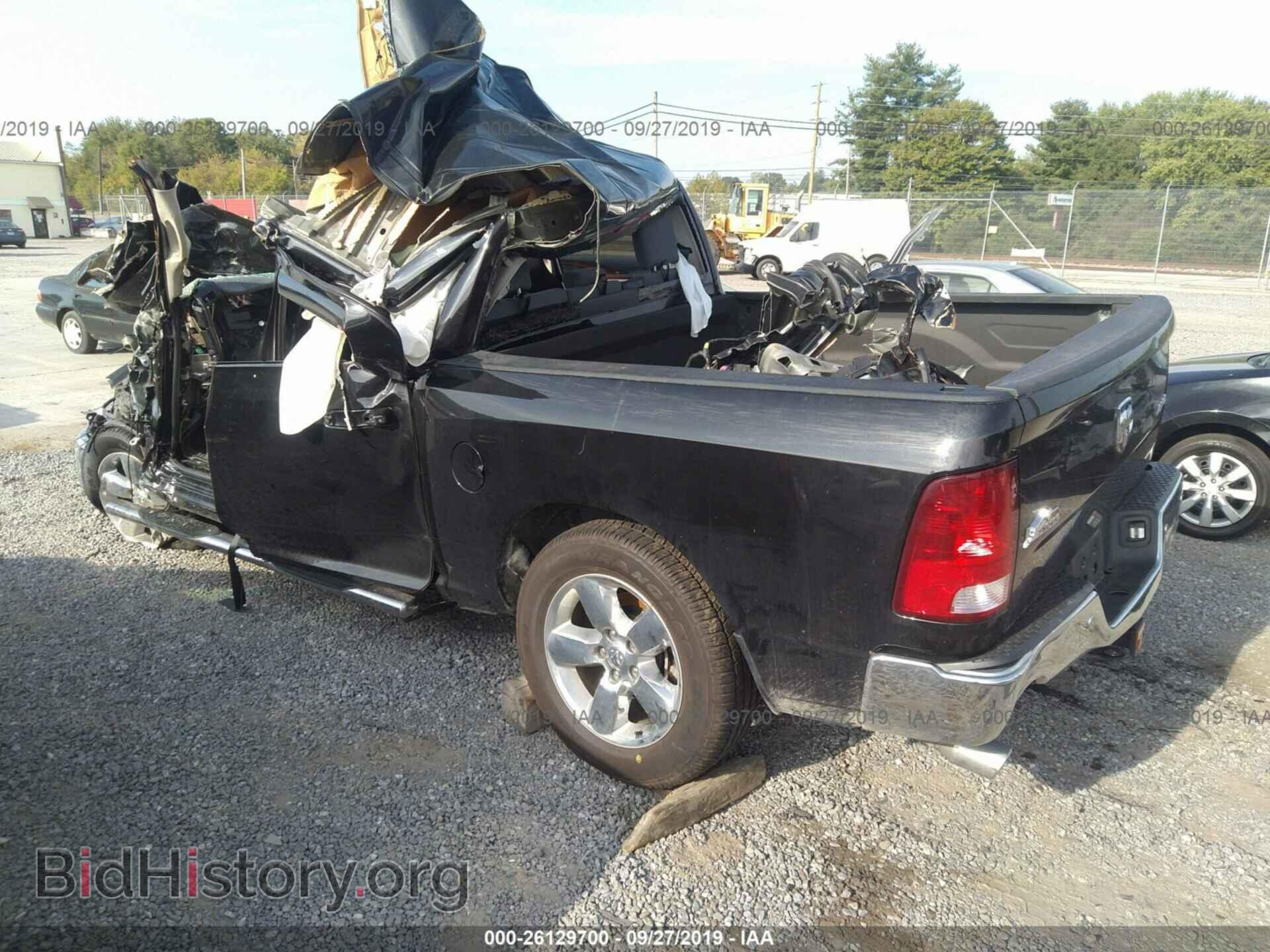 2017 RAM 1500 - VIN: 3C6RR7LT0HG633446 - Фото 3