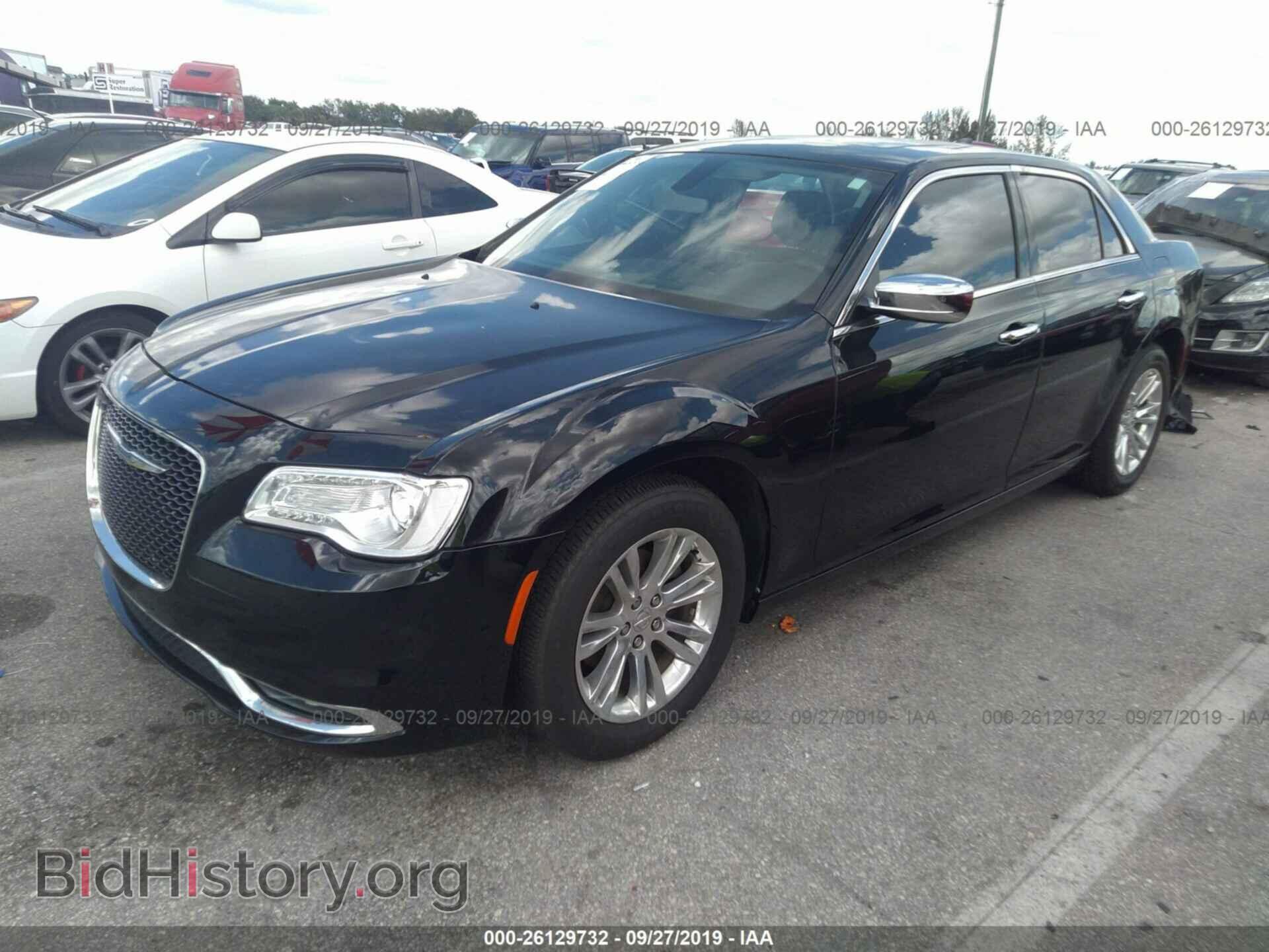 2017 CHRYSLER 300C - VIN: 2C3CCAEG8HH551966 - Фото 2