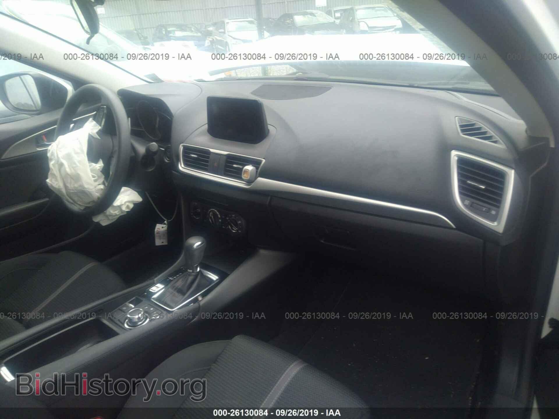 2018 MAZDA 3 - VIN: 3MZBN1U72JM213051 - Фото 5