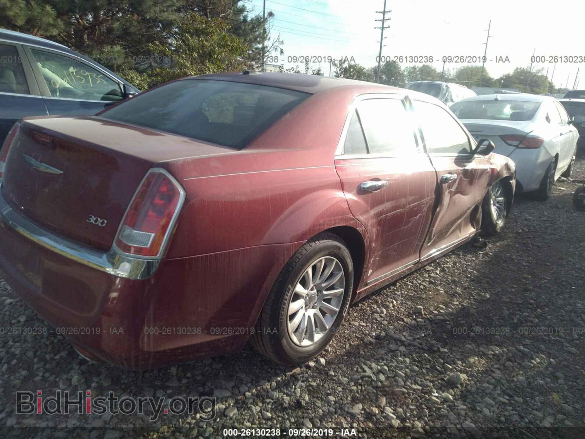 2014 CHRYSLER 300 - VIN: 2C3CCAAG7EH276477 - Фото 4