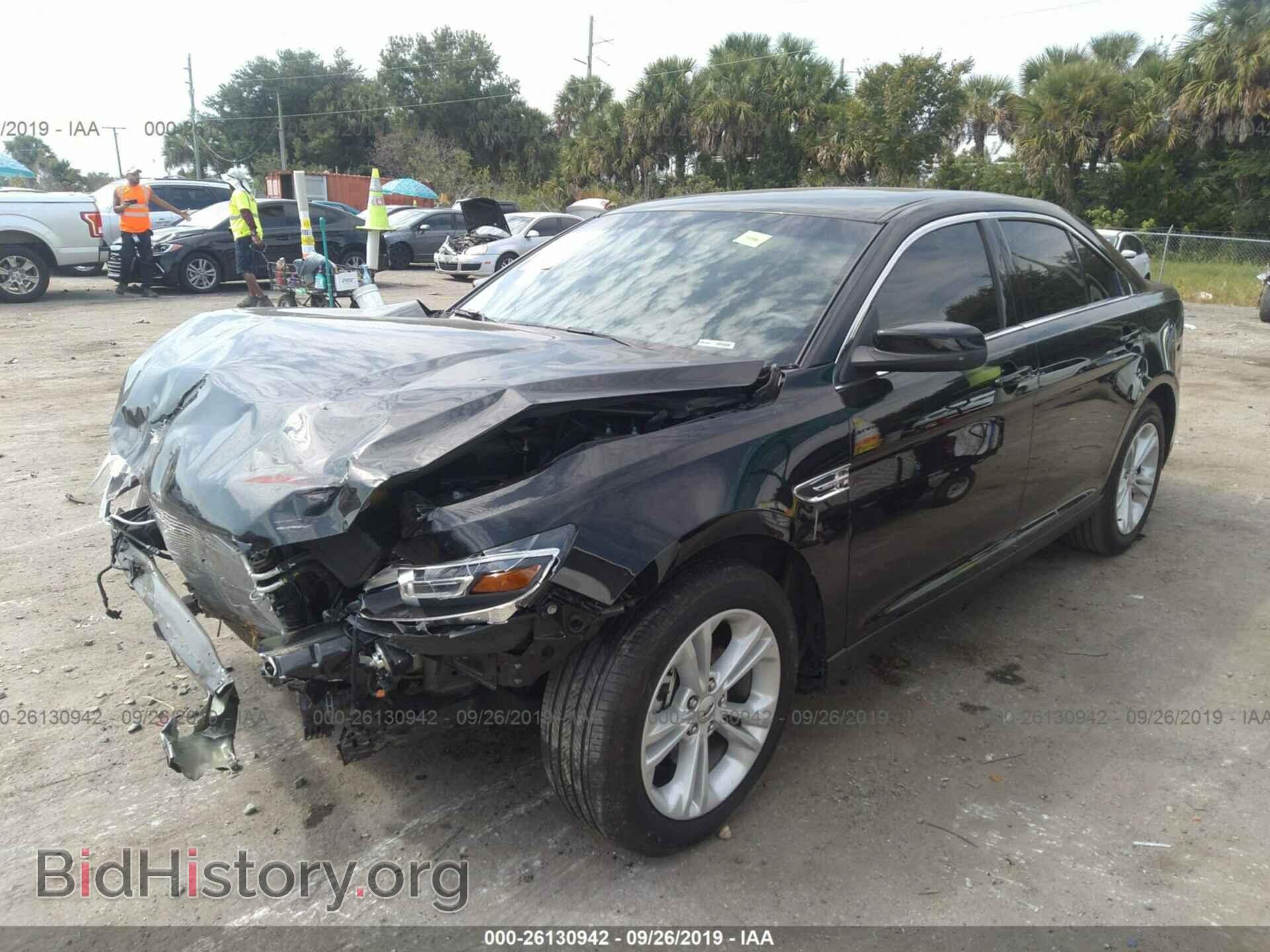 2018 FORD TAURUS - VIN: 1FAHP2E82JG103802 - Фото 2